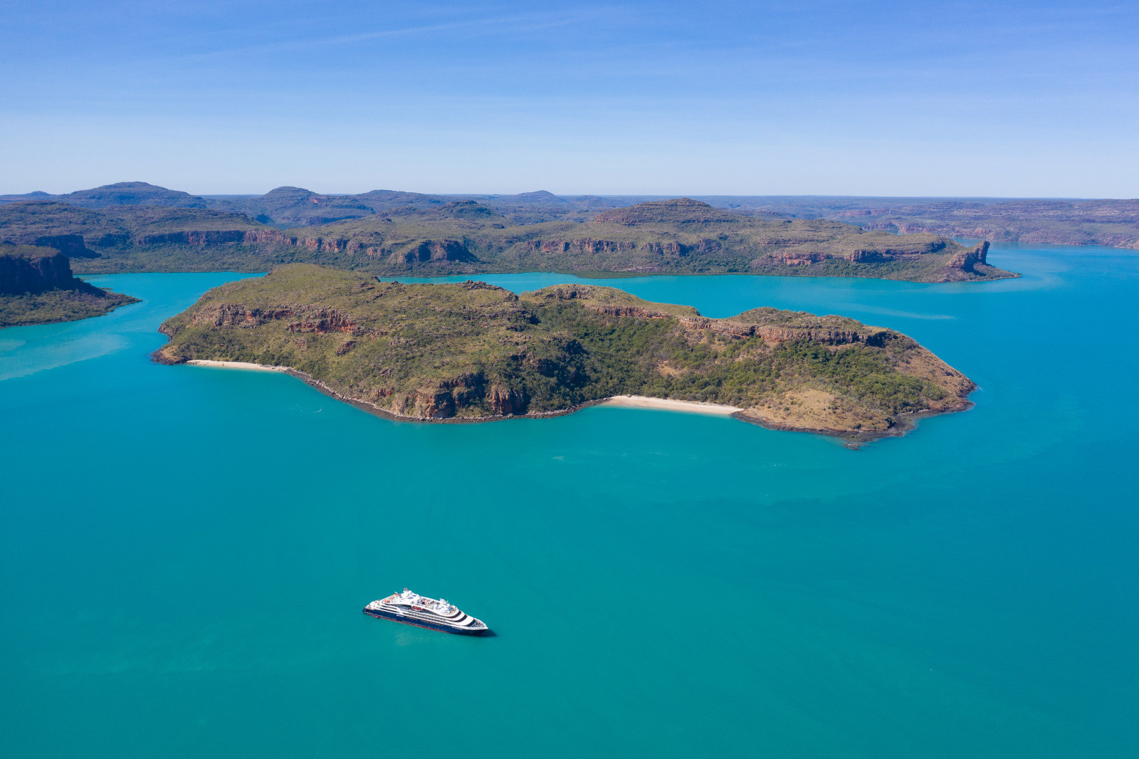 /photos/shares/Australia/0CRUISES/Ponant/LaLaperouse/DJI_0011_R120719_Broome-Darwin_Kimberley-Emble__matique__Ponant-Nick_Rains_copie.jpg