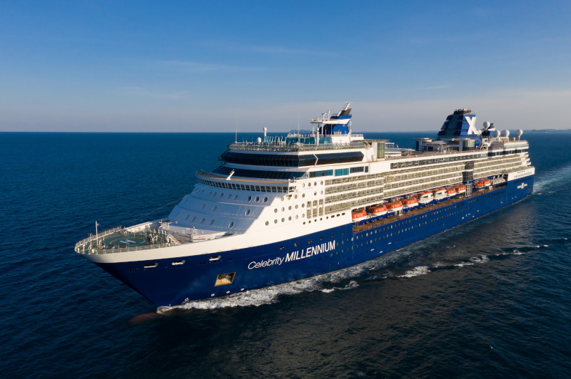 /photos/shares/Cruises/0Celebrity/CEL_ML_Blue_Hull_Aerial_2.jpg