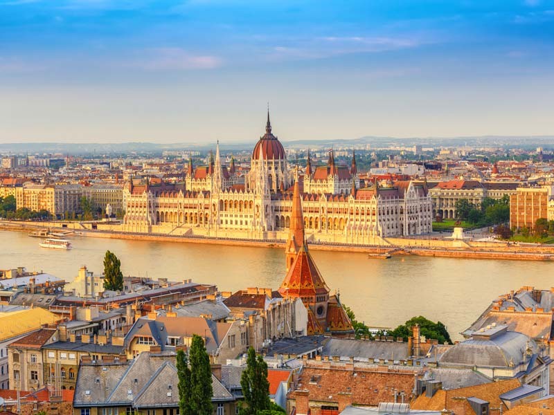 /photos/shares/Hungary/Budapest.jpg